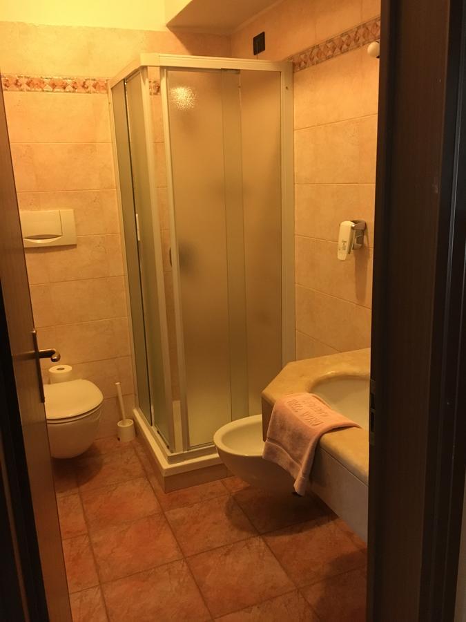 Albergo Valle D'Oro Albino Luaran gambar